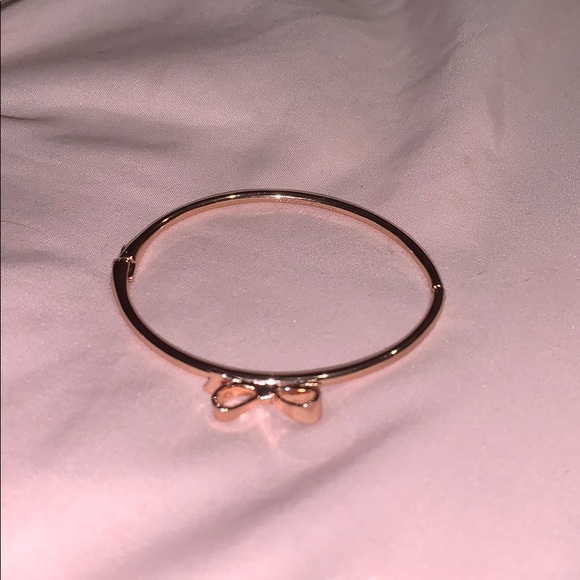 Kate Spade bow rose gold bracelet - Picture 4 of 6